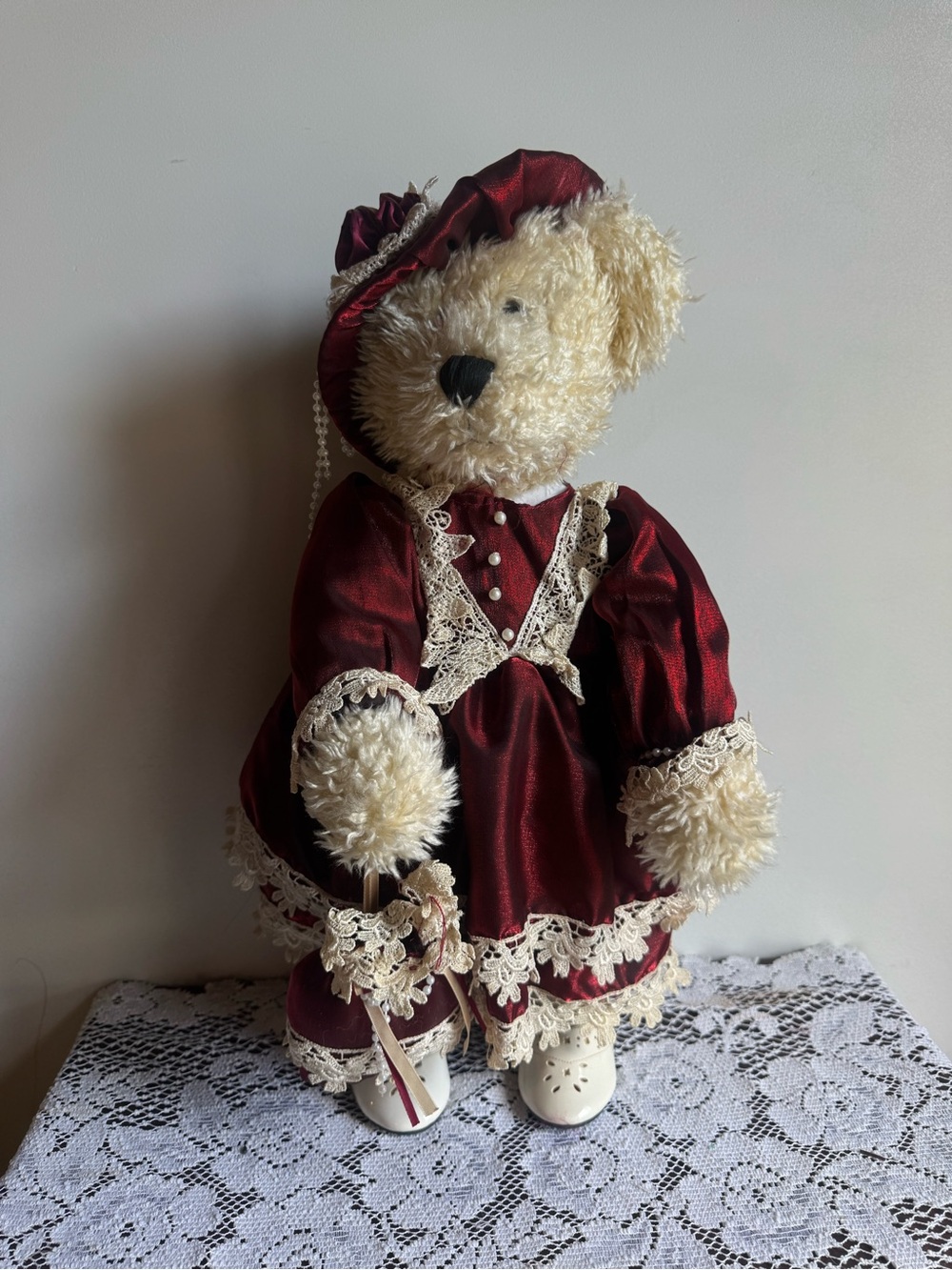 Vintage Dan Dee Collector's Choice Teddy Bear Doll 18in